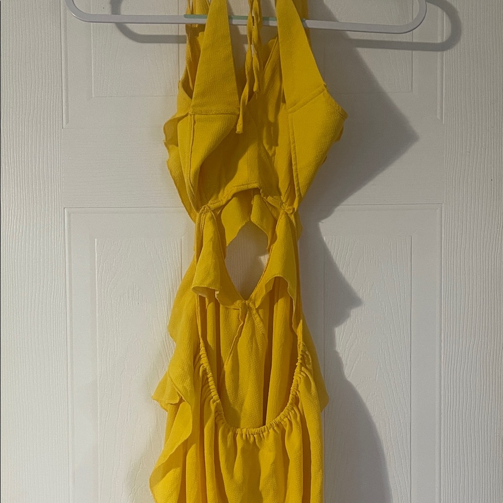 SHEIN Yellow Backless Ruffled Dress - Picture 3 of 3